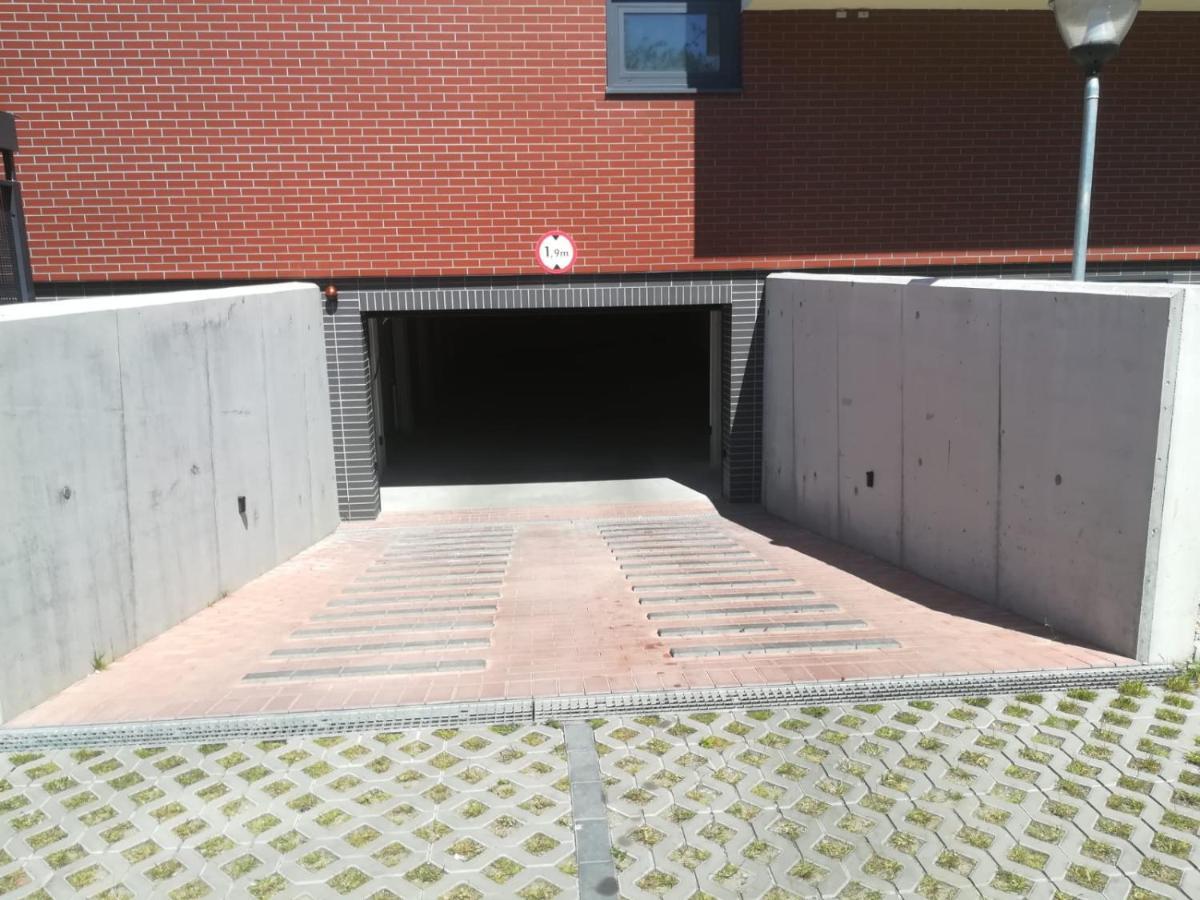Kapitańskie Z Garażami Bliżej Morza Apartament Kołobrzeg